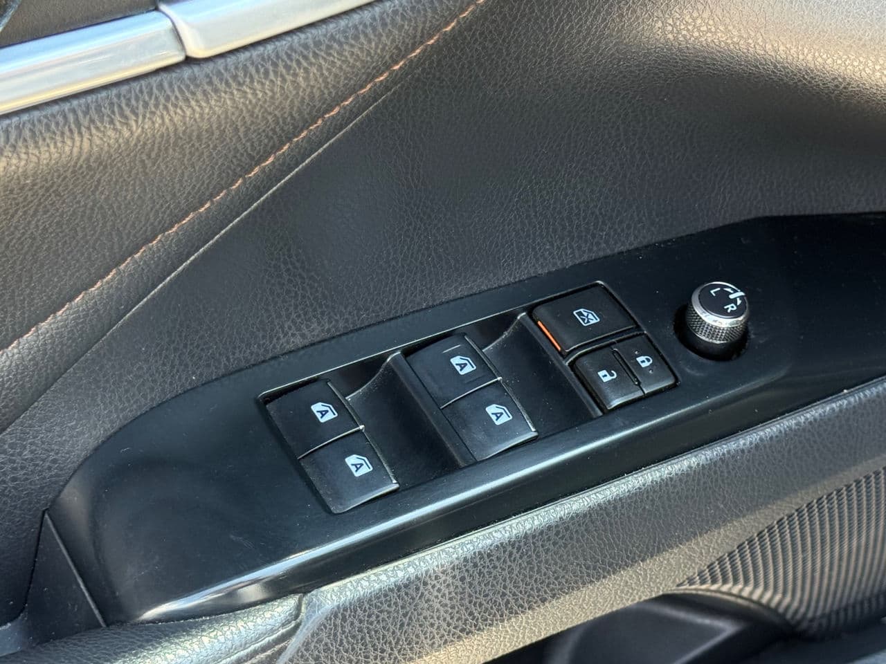 2018 Toyota Camry — Miniatură 8