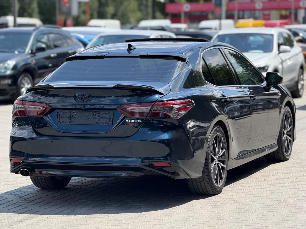 2018 Toyota Camry — Miniatură 2