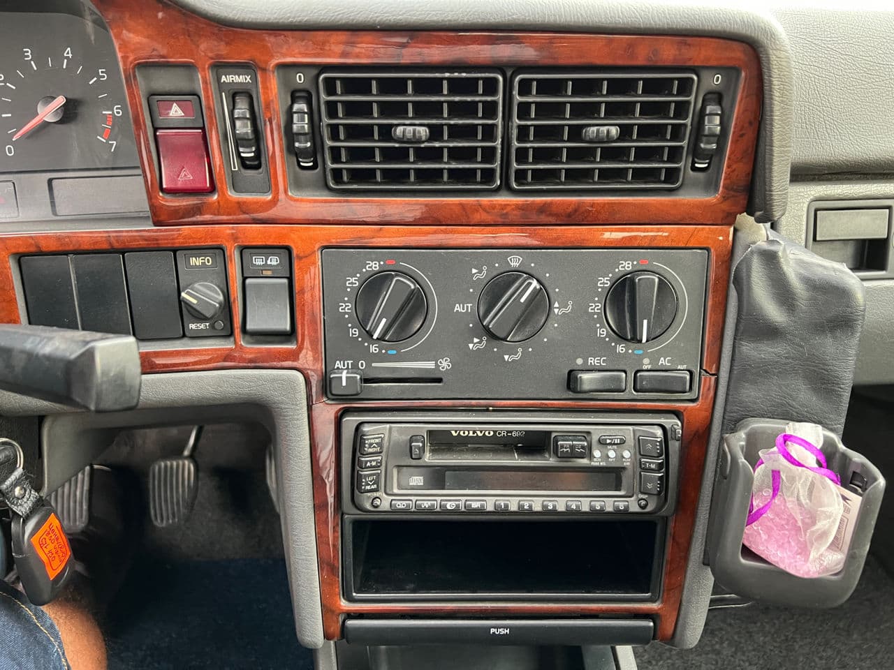 1994 Volvo 850 — Miniatură 12