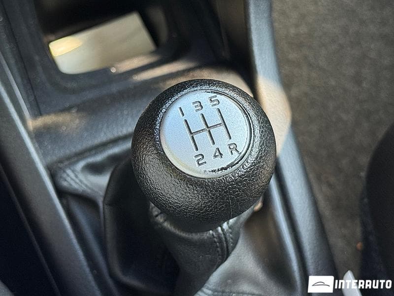 2014 Suzuki Swift — Miniatură 10