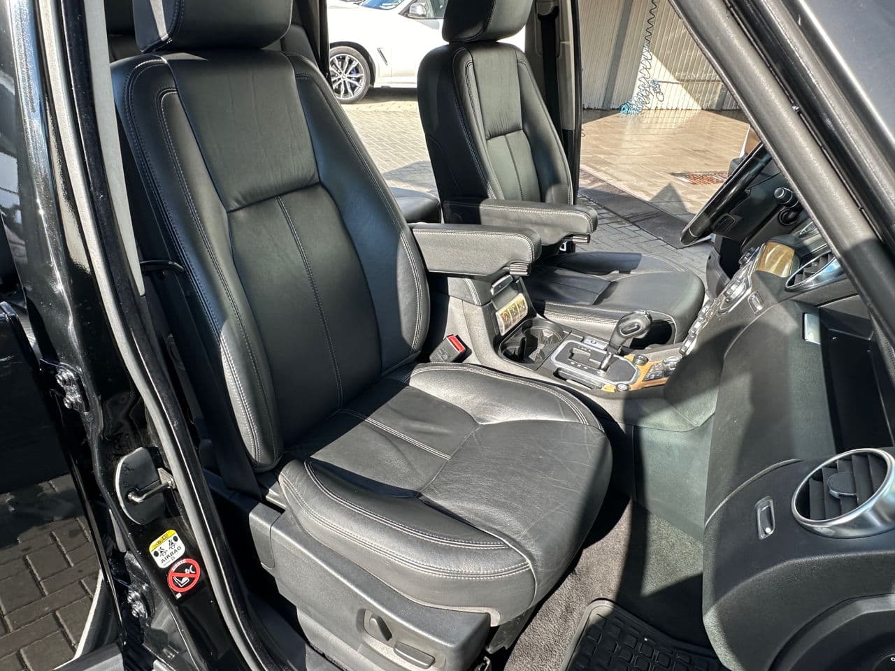 2012 Land Rover Discovery — Miniatură 5