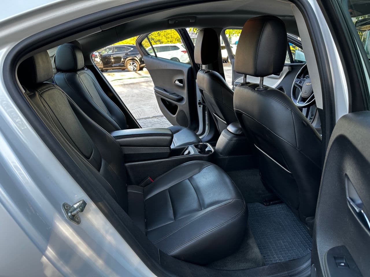 2014 Chevrolet Volt — Miniatură 8