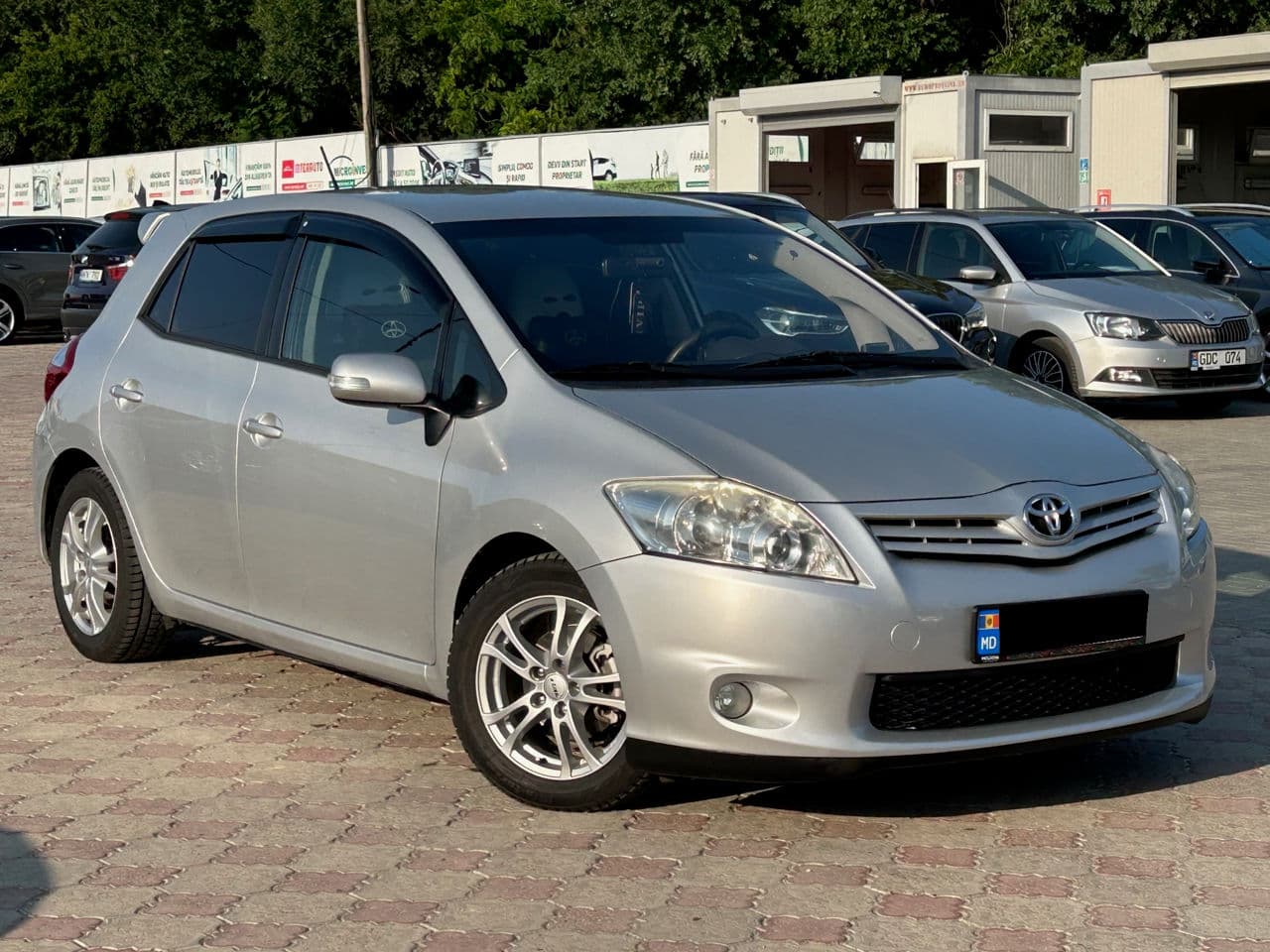 2012 Toyota Auris — Miniatură 4