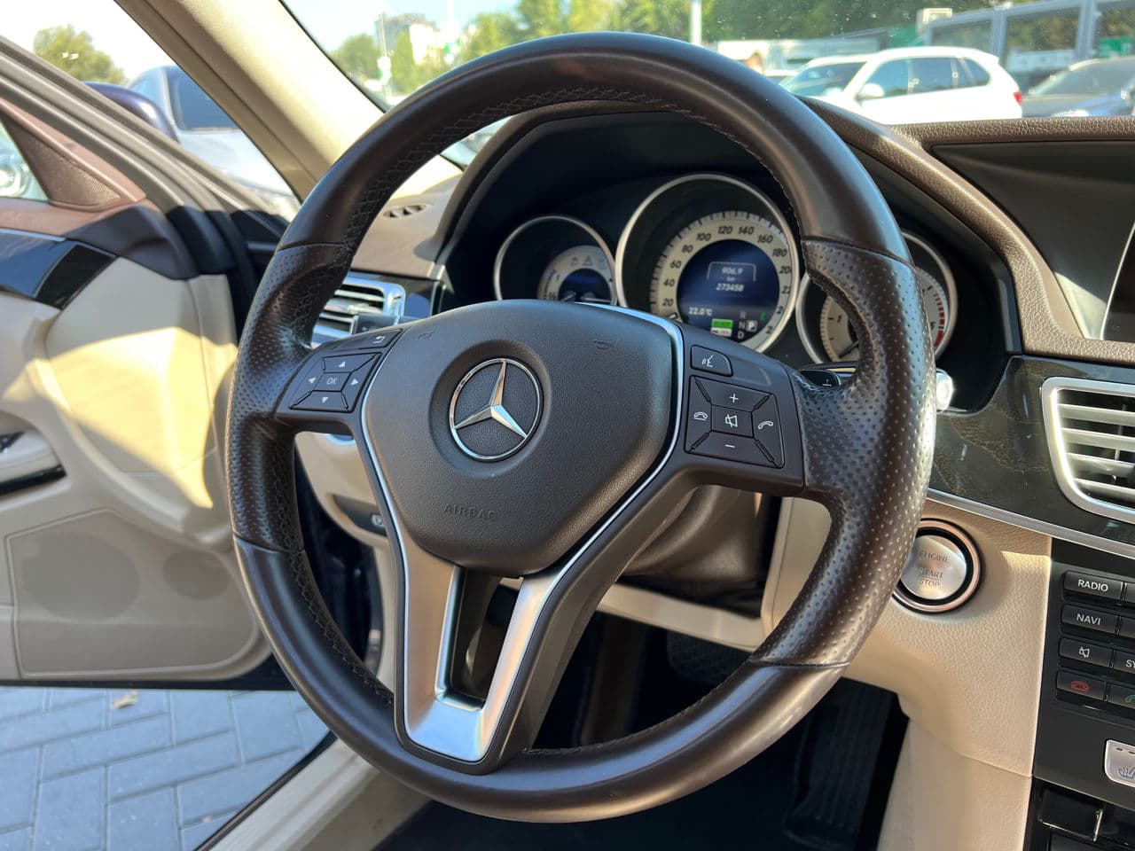 2013 Mercedes E 300h — Miniatură 10