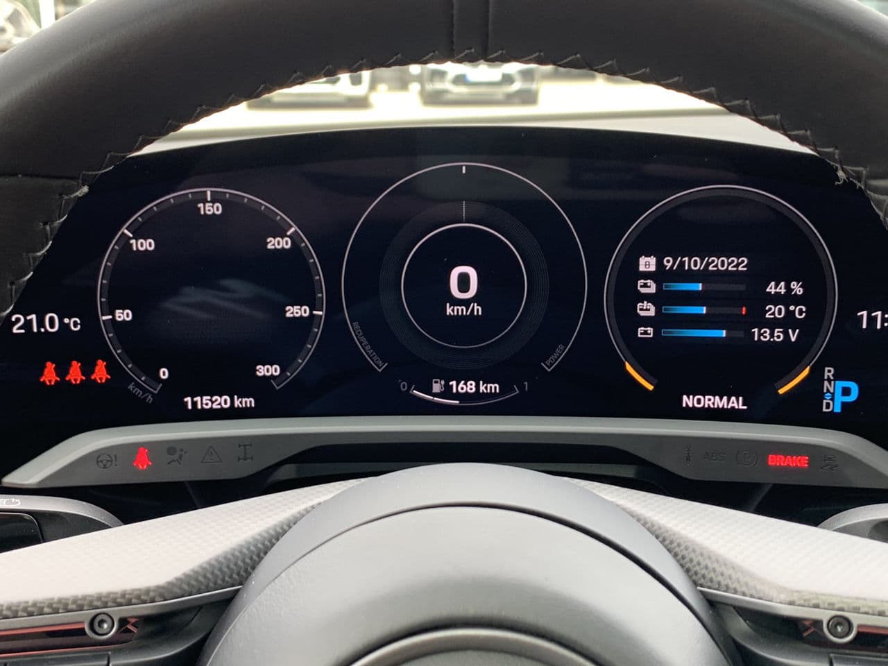 Porsche Taycan Turbo 2020 — Миниатюра 13