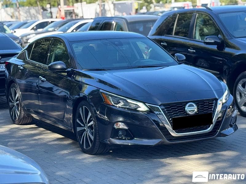 2019 Nissan Altima — Miniatură 3
