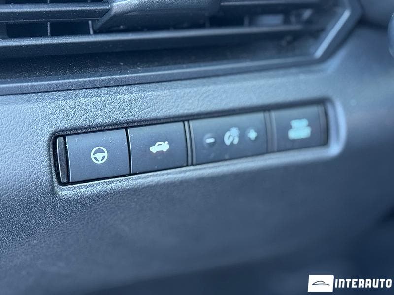2019 Nissan Altima — Miniatură 10