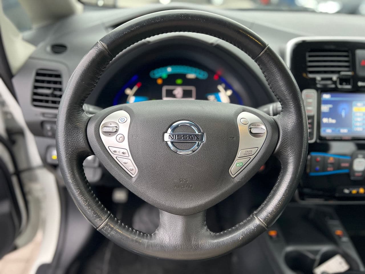 2014 Nissan Leaf — Miniatură 11