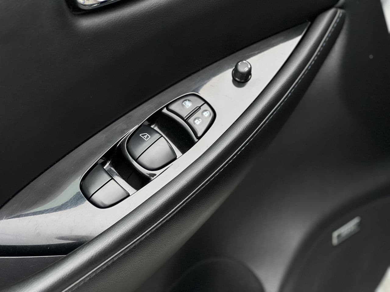 2014 Nissan Leaf — Miniatură 8