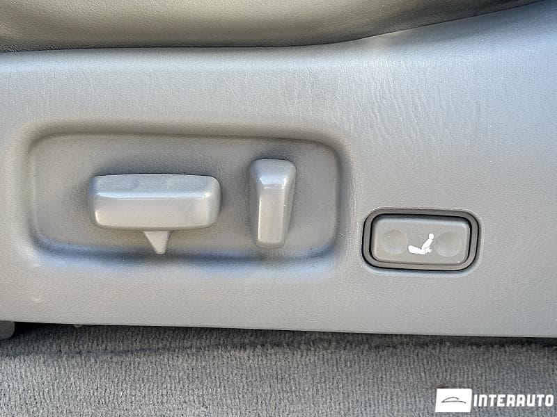 2001 Toyota Land Cruiser — Miniatură 19