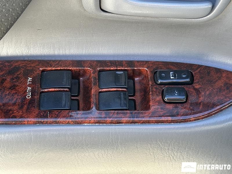 2001 Toyota Land Cruiser — Miniatură 15