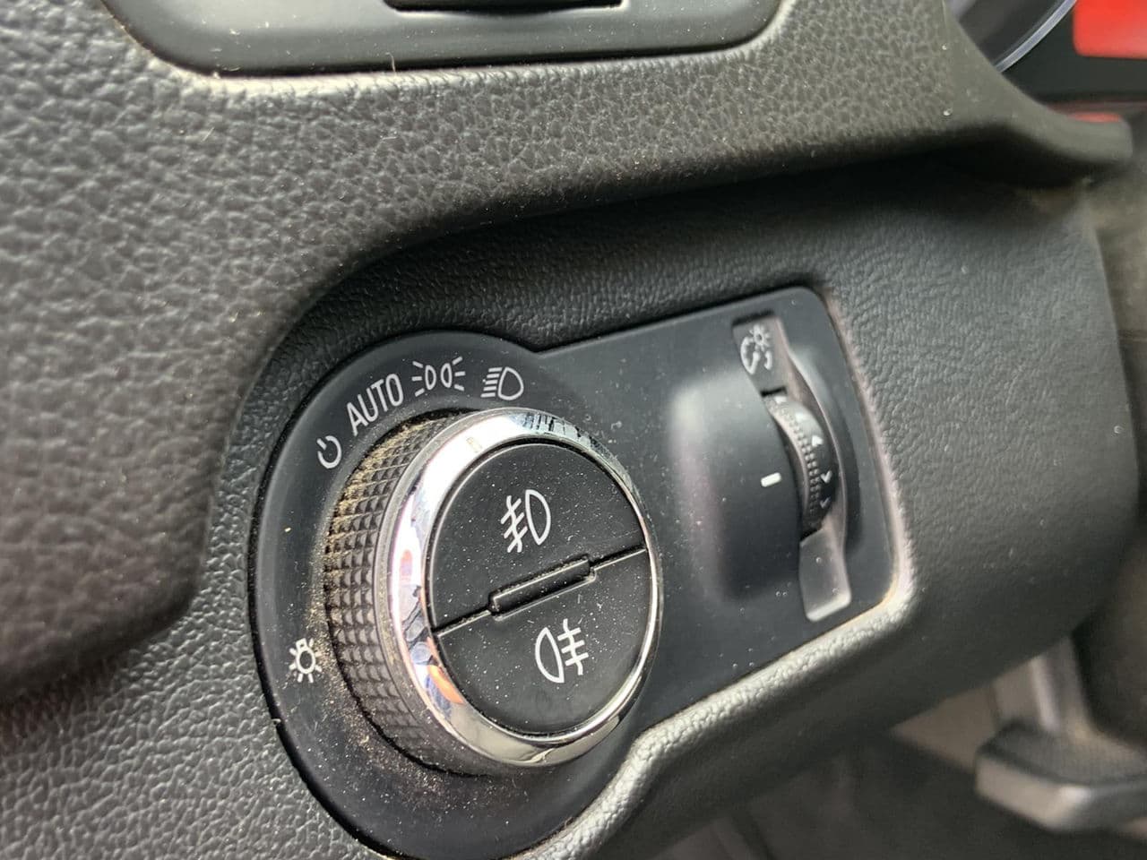 Opel Insignia 2012 — Миниатюра 10