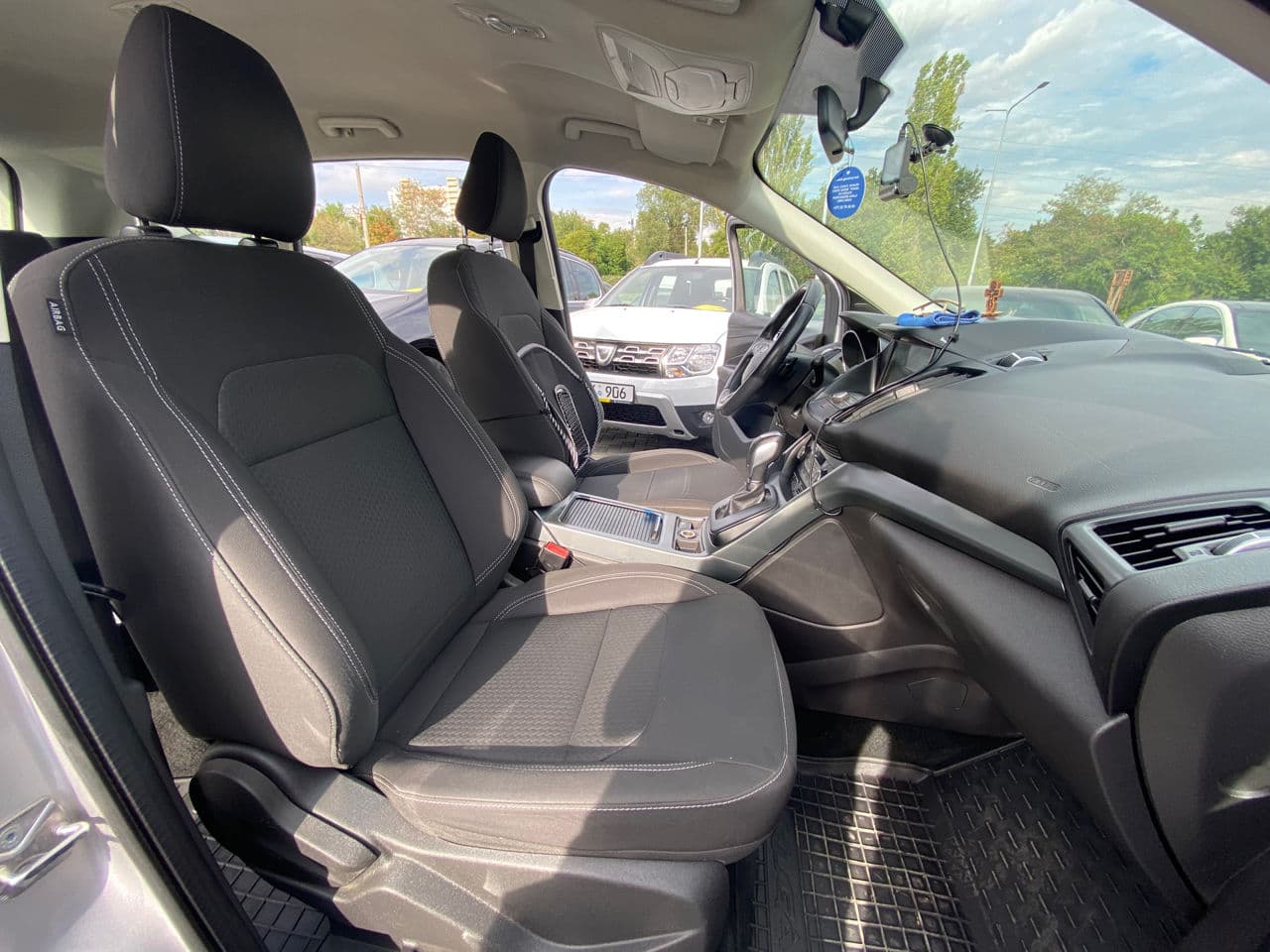 2017 Ford Kuga — Miniatură 16