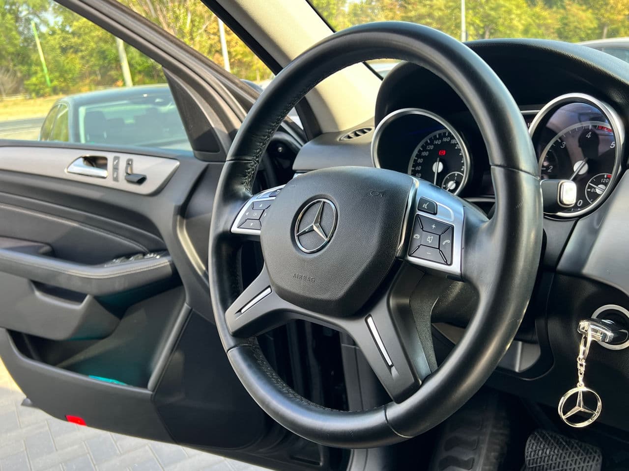 2014 Mercedes ML 250 — Miniatură 7