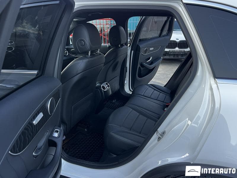 2022 Mercedes GLC 200 — Miniatură 9