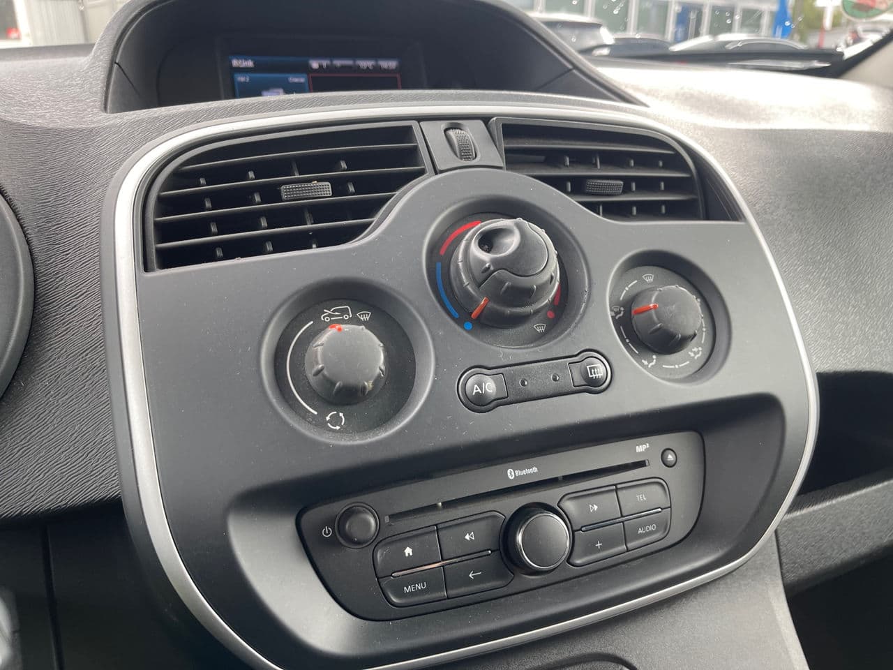 2015 Renault Kangoo — Miniatură 10