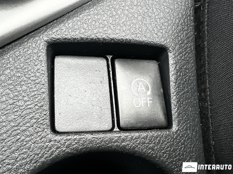 2013 Toyota Auris — Miniatură 14