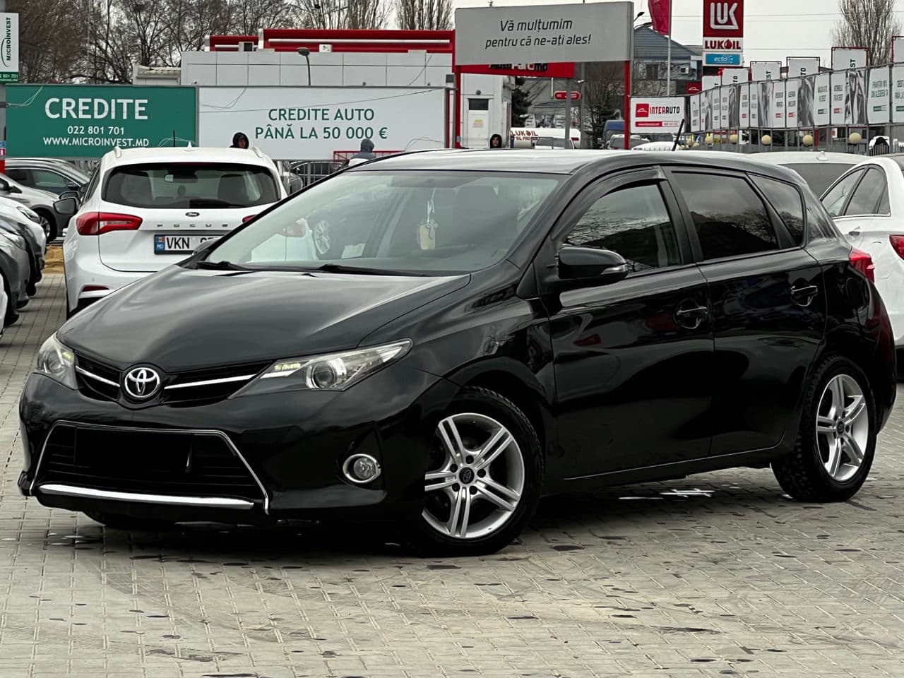 2013 Toyota Auris — Miniatură 3