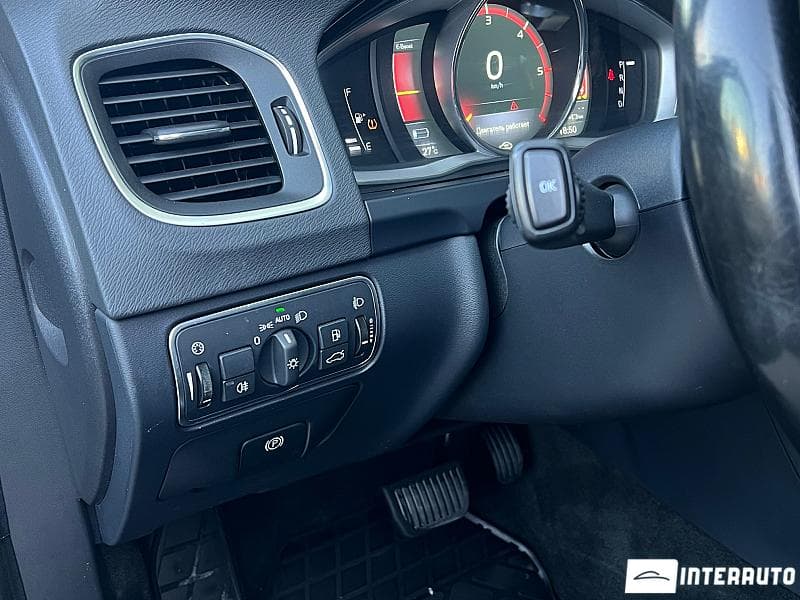 Volvo V 60 2015 — Миниатюра 7