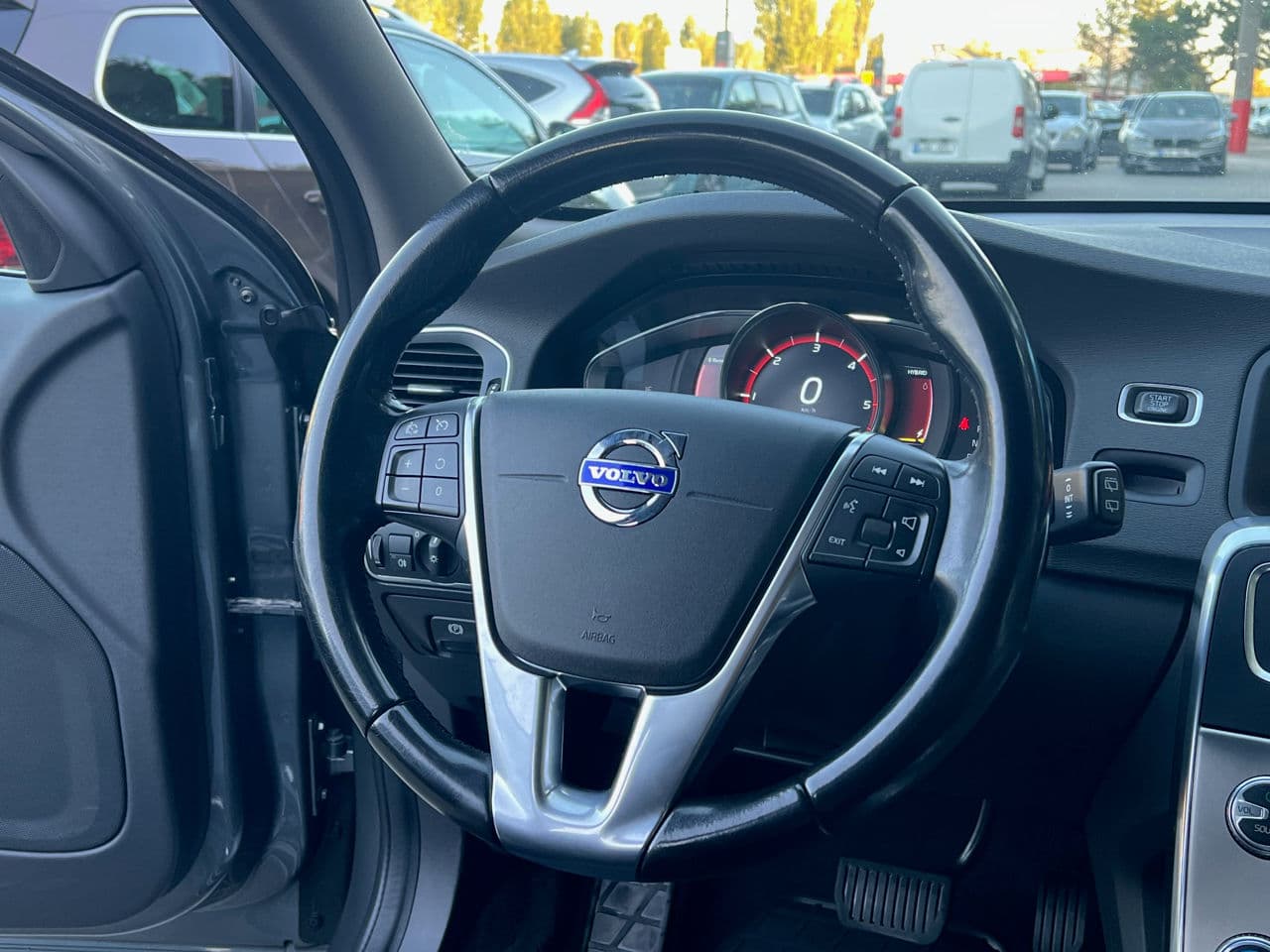 Volvo V 60 2015 — Миниатюра 9