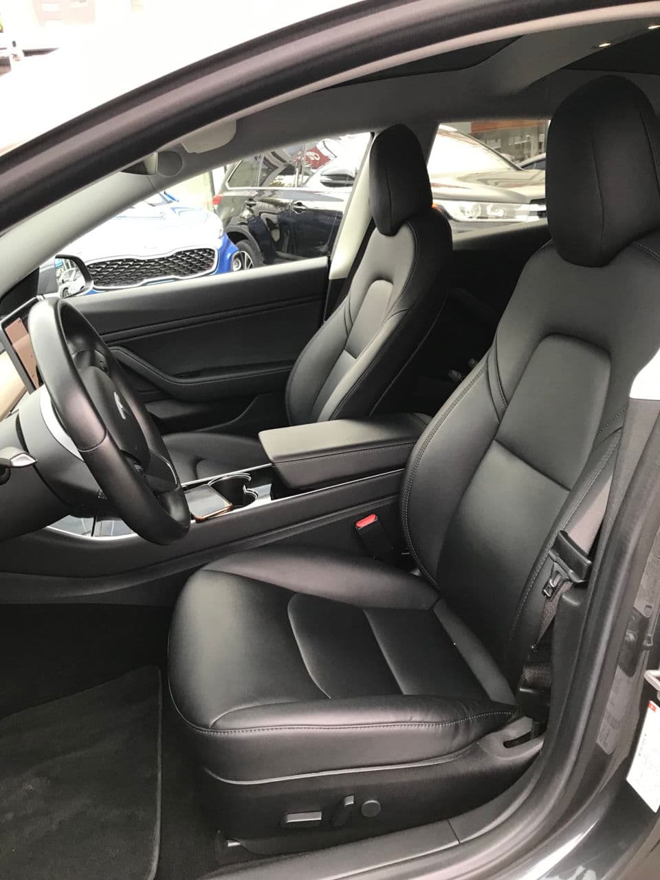 Tesla Model 3 2018 — Миниатюра 6