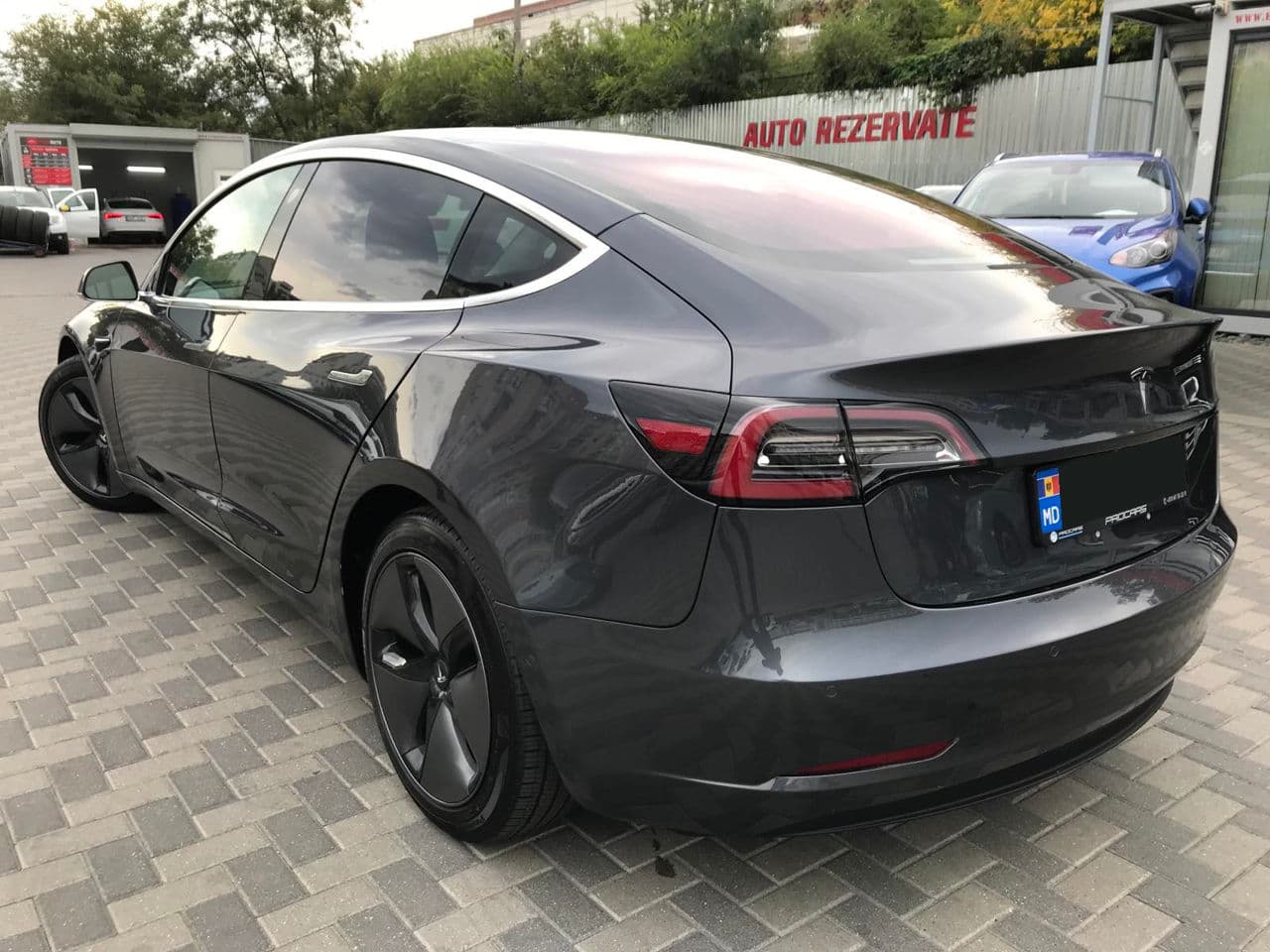 Tesla Model 3 2018 — Миниатюра 2