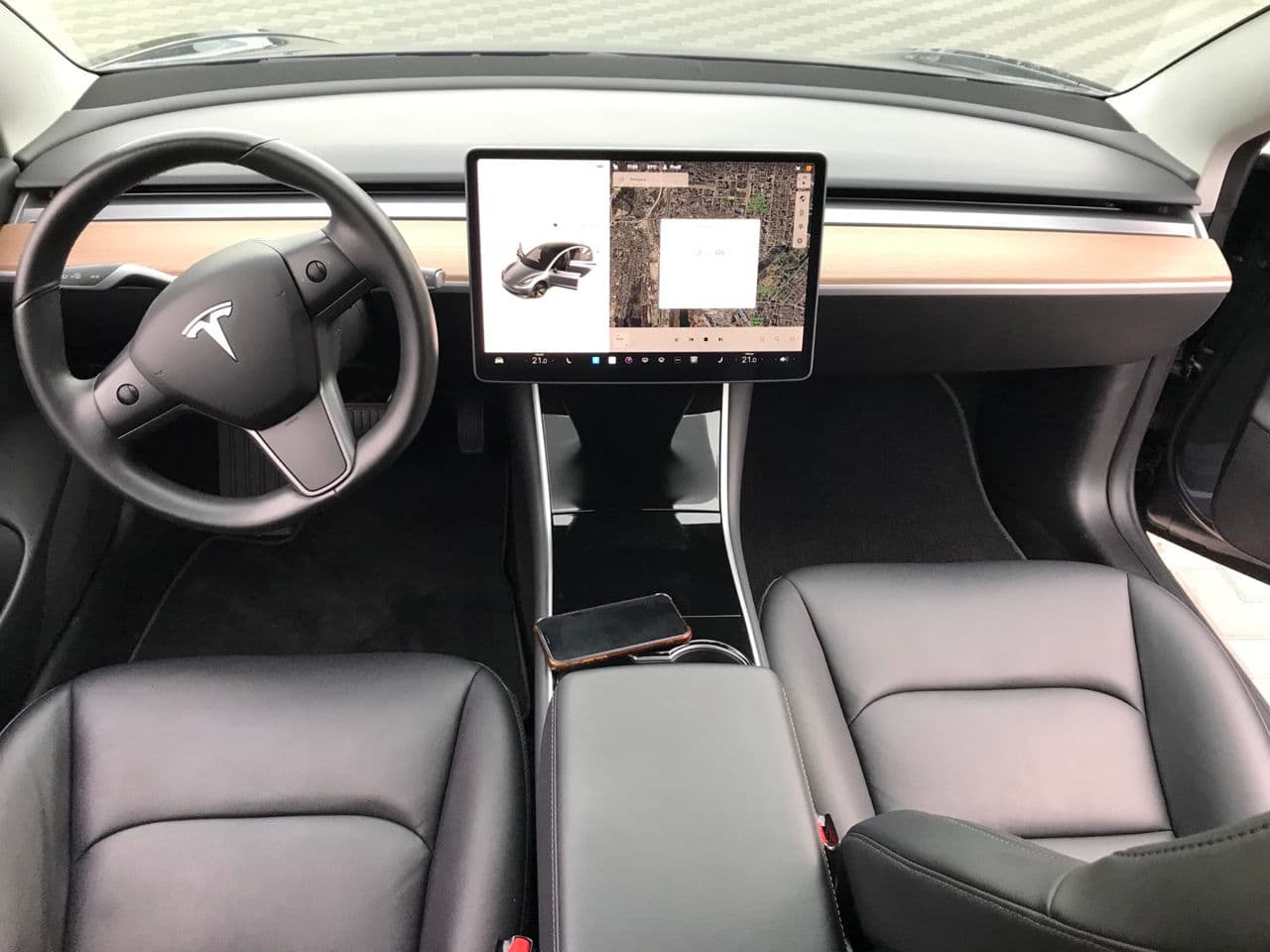 Tesla Model 3 2018 — Миниатюра 10