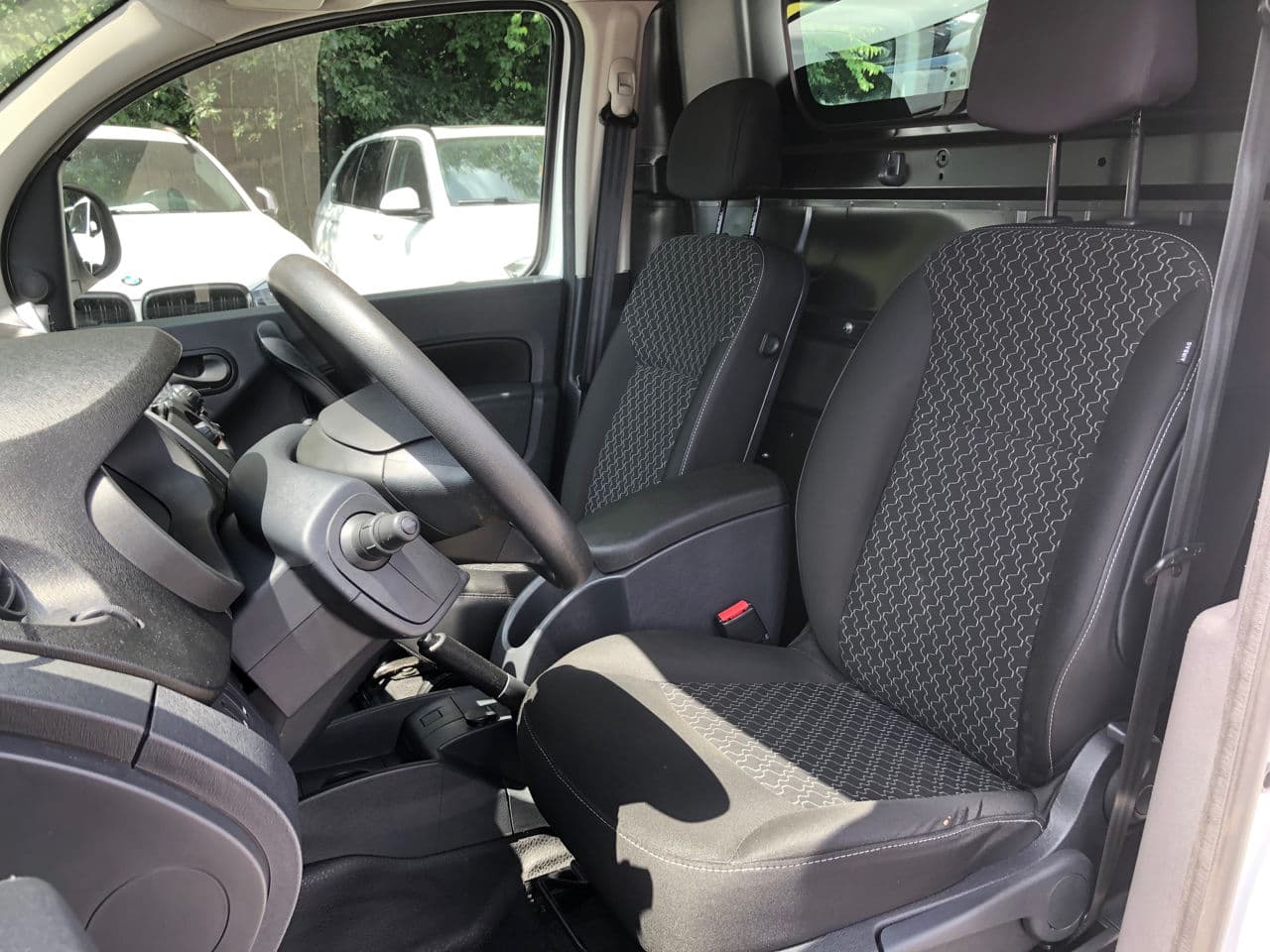 2017 Renault Kangoo — Miniatură 9