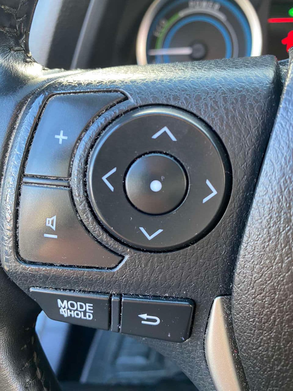 Toyota Auris 2014 — Миниатюра 8