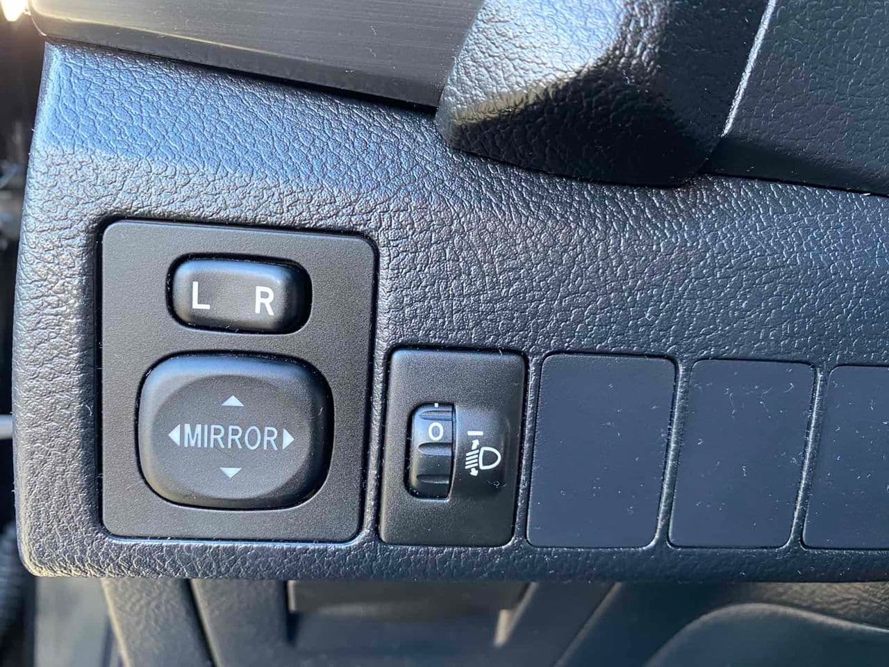 Toyota Auris 2014 — Миниатюра 15