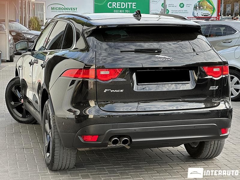 2016 Jaguar F-Pace — Miniatură 2