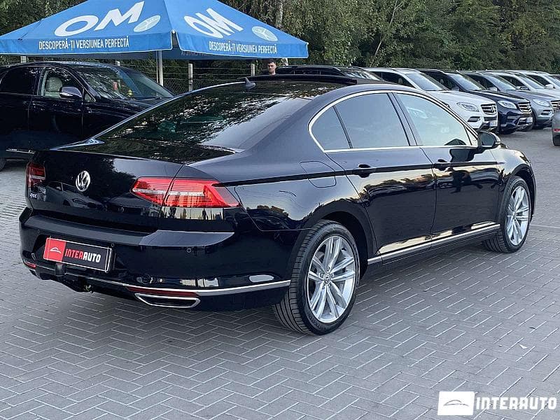 2015 Volkswagen Passat GTE — Miniatură 2
