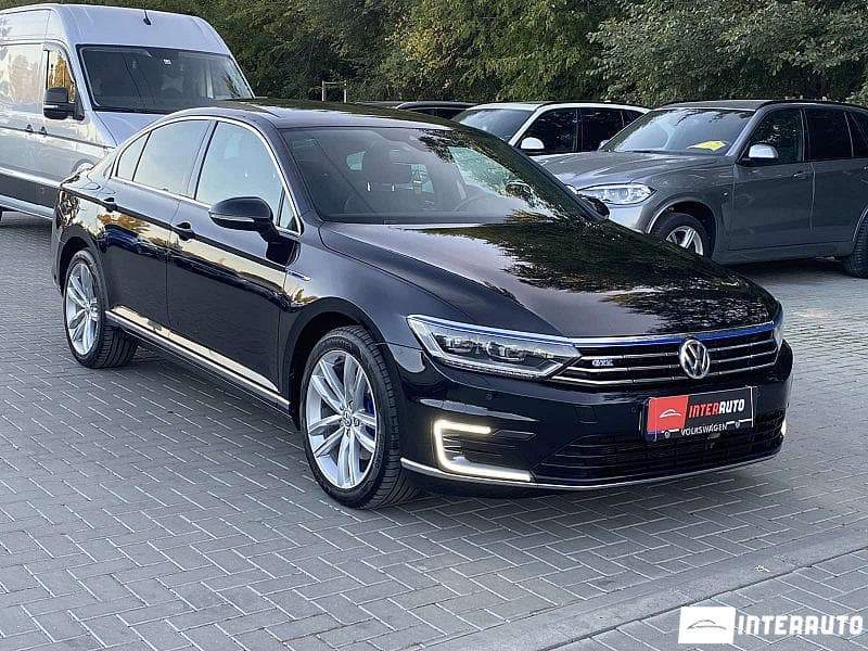 2015 Volkswagen Passat GTE — Miniatură 3