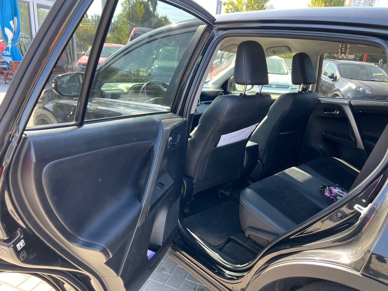 2014 Toyota Rav-4 — Miniatură 13