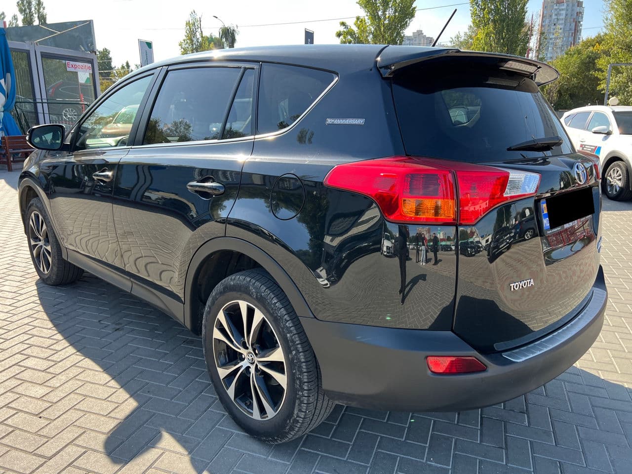 2014 Toyota Rav-4 — Miniatură 4