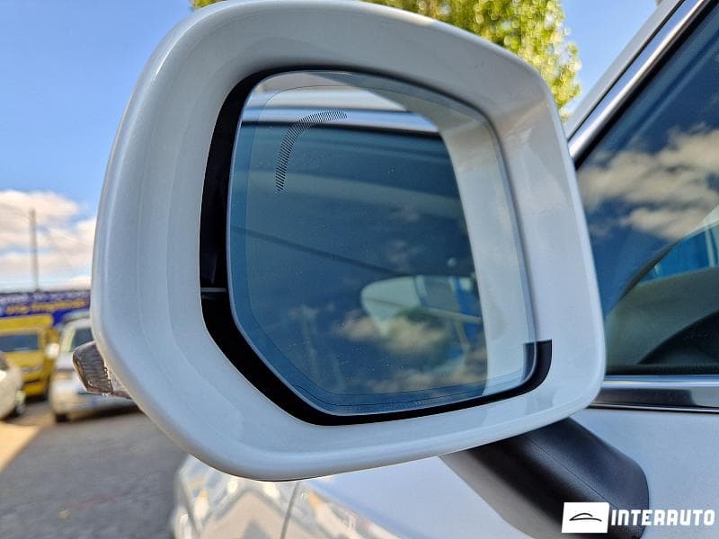 Volvo XC 90 2017 — Миниатюра 5
