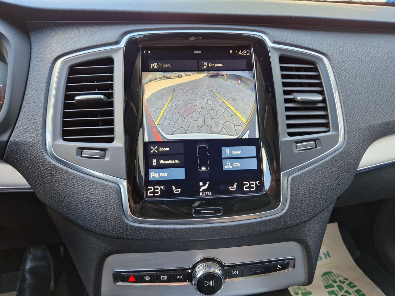 Volvo XC 90 2017 — Миниатюра 14