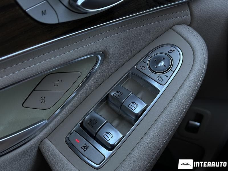 2014 Mercedes C 300 — Miniatură 7