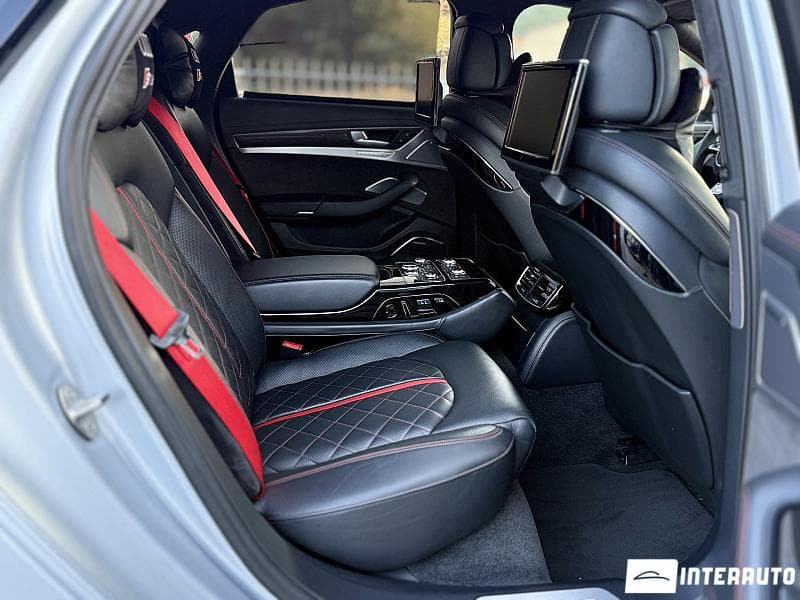 2016 Audi S8 Plus — Miniatură 26