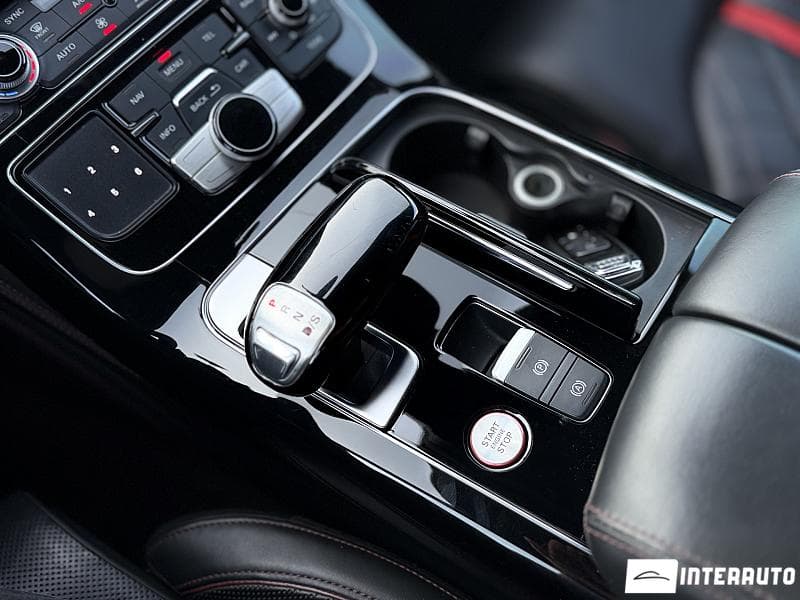 2016 Audi S8 Plus — Miniatură 21