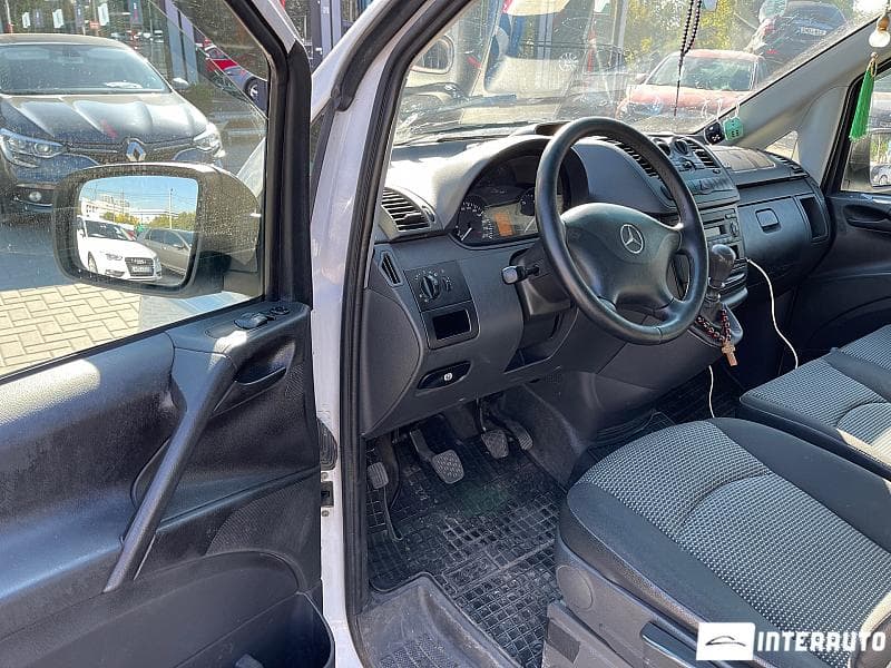 2011 Mercedes Vito — Miniatură 5