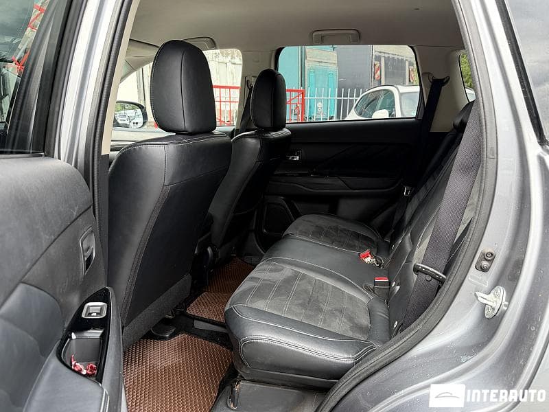 2015 Mitsubishi Outlander — Miniatură 7