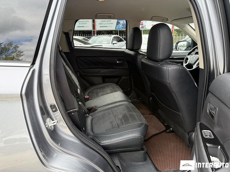 2015 Mitsubishi Outlander — Miniatură 8