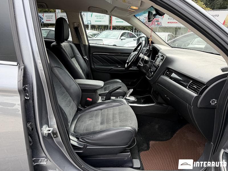 2015 Mitsubishi Outlander — Miniatură 6