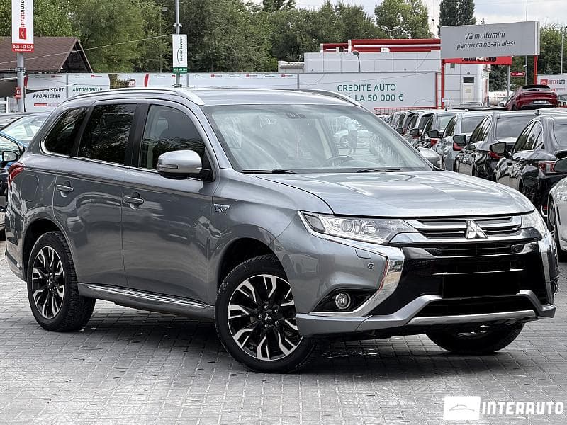 2015 Mitsubishi Outlander — Miniatură 3