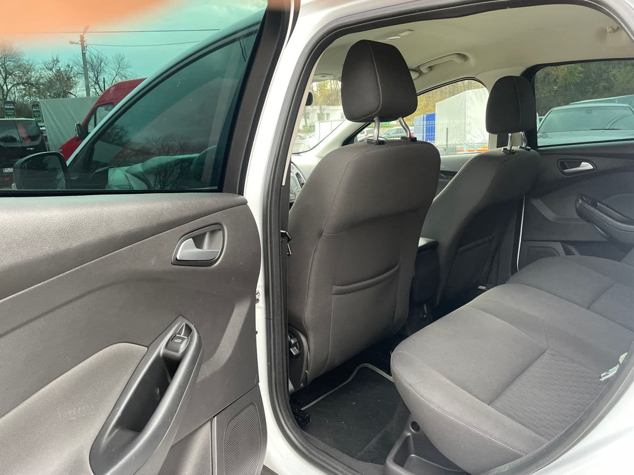 2013 Ford Focus — Miniatură 19
