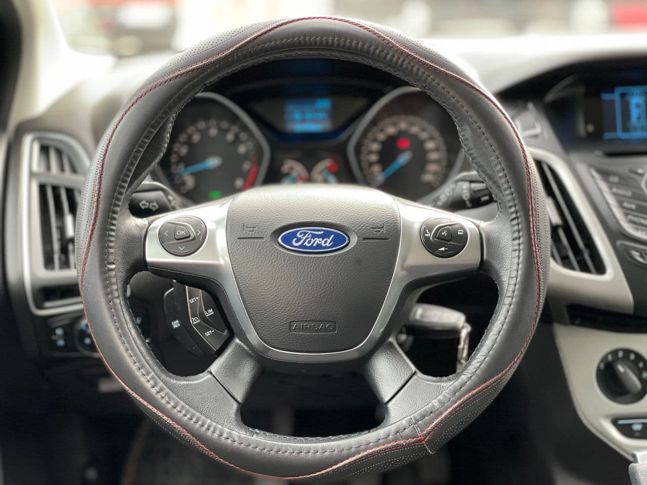 2013 Ford Focus — Miniatură 12