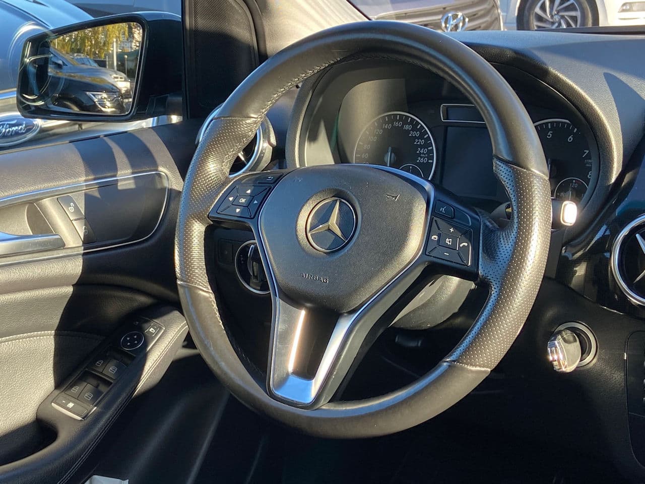2014 Mercedes B 200 — Miniatură 9