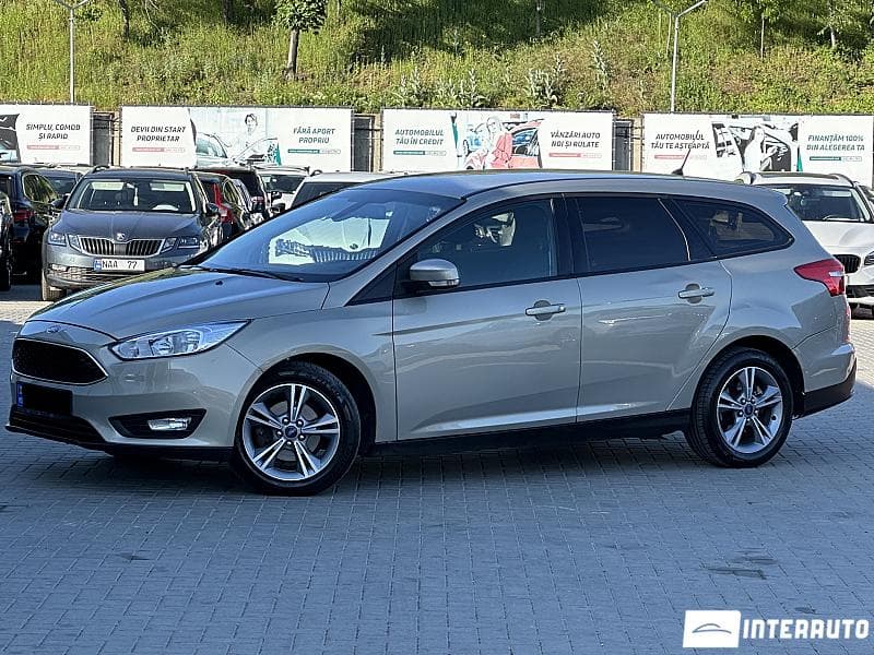 2016 Ford Focus — Miniatură 2