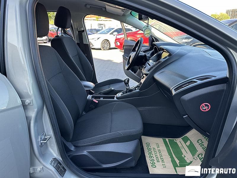 2016 Ford Focus — Miniatură 14